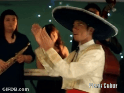 Man In Sombrero Clapping Pisau Ukur GIF