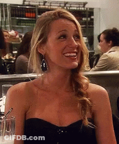 Man In Suit And Tie Clapping Halkim Çokpardon GIF