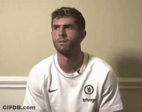 Man In White Shirt Saying Trivago GIF