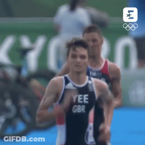 Man In Yee GBR Jersey Running Race GIF
