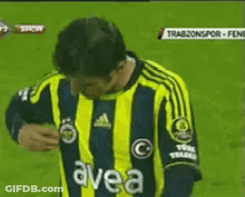 Man In Yellow And Blue Striped Shirt Saying Avea GIF