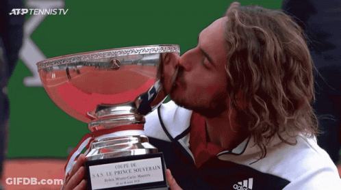 Man Kissing Trophy Coupe De S.A.S. Le Prince Souverain GIF