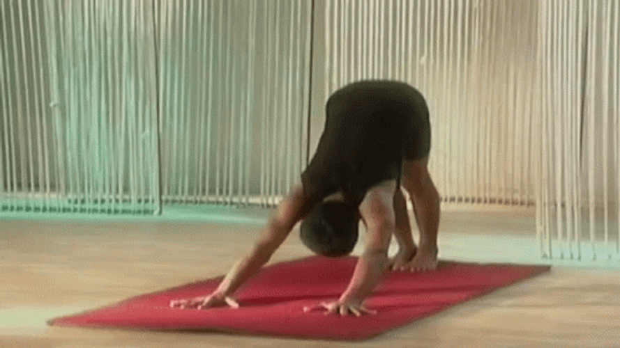 Man Lunge Stretch Yoga Mat GIF