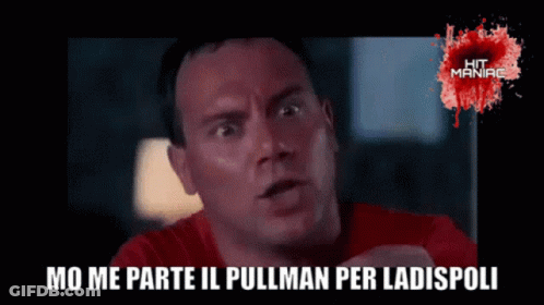 Man Says Mo Me Parte Il Pullman Per Ladipoli GIF