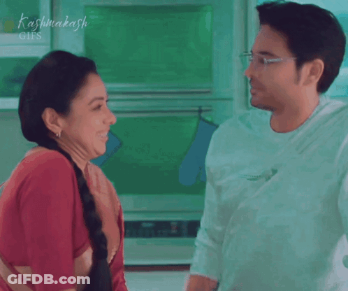 Man Tells Woman Humaari Wali Pyaar Ki Jhappi GIF