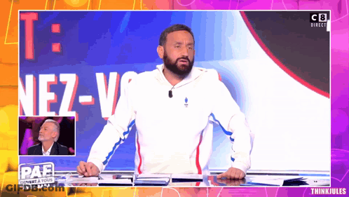 Man With Beard On TV Show Paf GIF