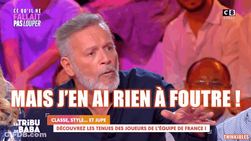 Man With Beard Saying Mais J'en Ai Rien A Foutre GIF