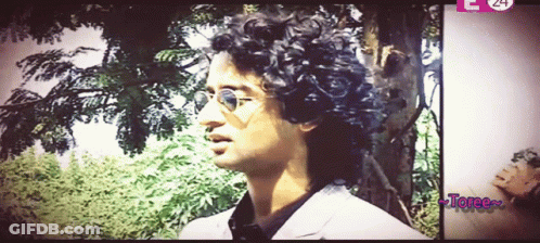 Man With Curly Hair Saying Toree GIF