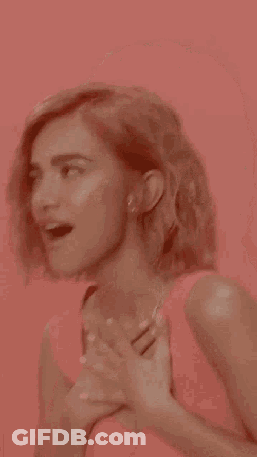 Manu Sim GIF