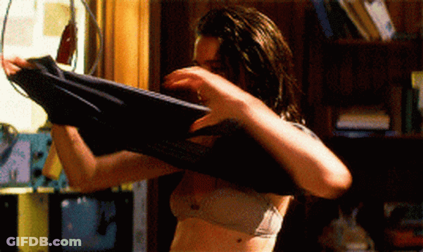 Margaret Qualley As Sam Walden IO GIF