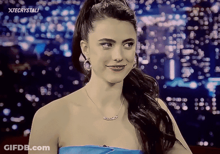 Margaret Qualley The Substance Moving Her Shoulders GIF