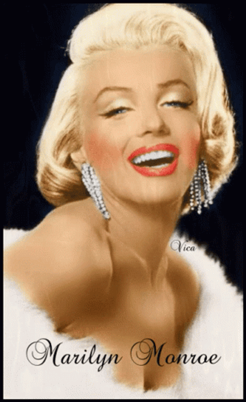 Marilyn Monroe In A Portrait GIF