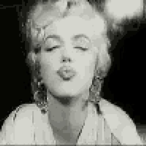 Marilyn Monroe Kiss GIF