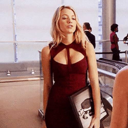 tight red dress gif Maroon Tight Dress Blake Lively Talking GIF (500×500) - Tight Dress