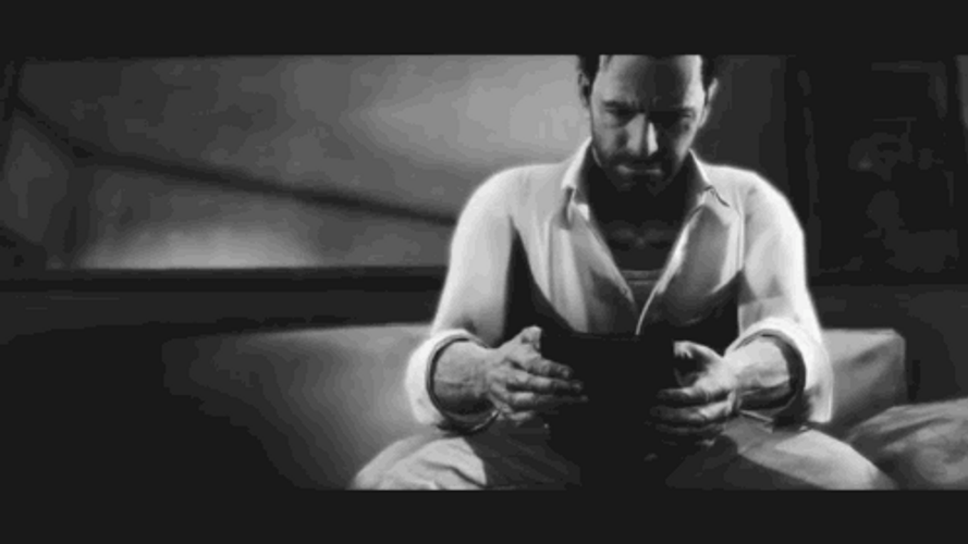 Max Payne Reading GIF