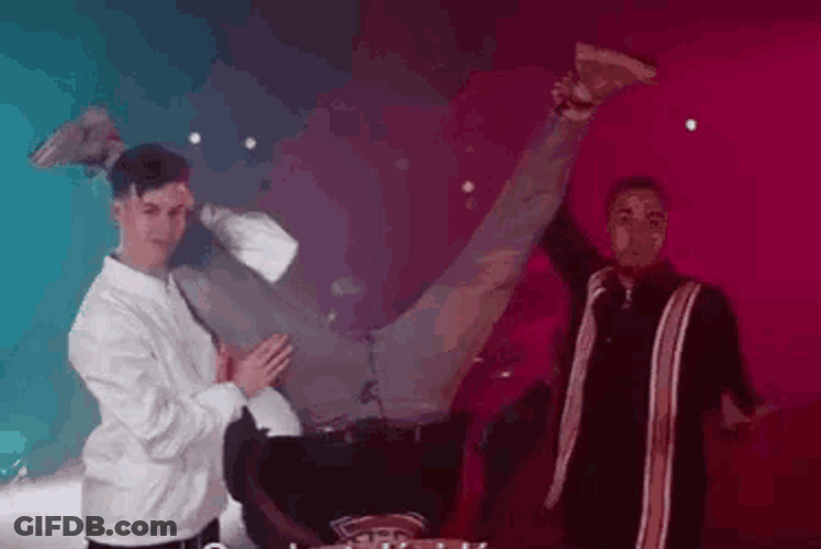 Maxenss Squeezie GIF