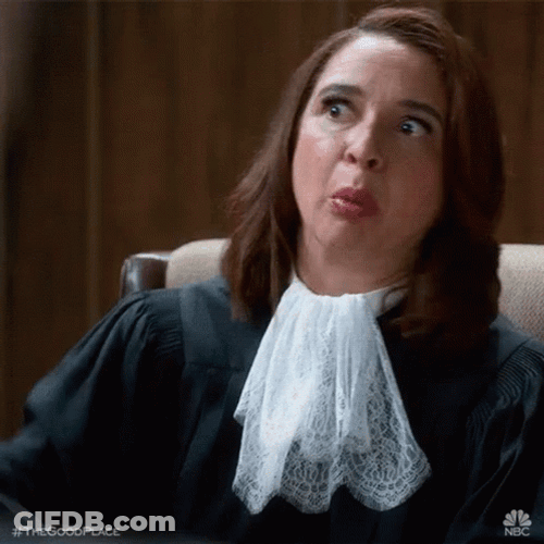 Maya Rudolph Disagreeing Face Reaction GIF