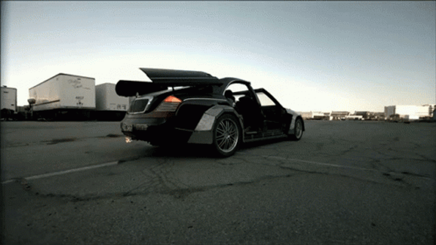 Maybach Exelero Engine Flaming Tail Pipe GIF