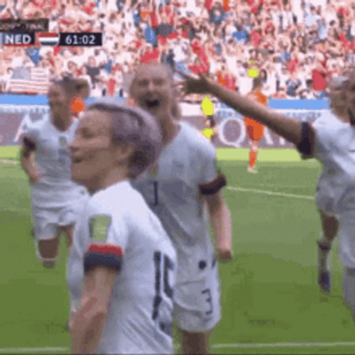 Megan Rapinoe Usa Soccer Team Celebrating GIF