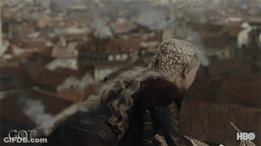 Meleys Daenerys Targaryen Actress Emilia Clarke GIF