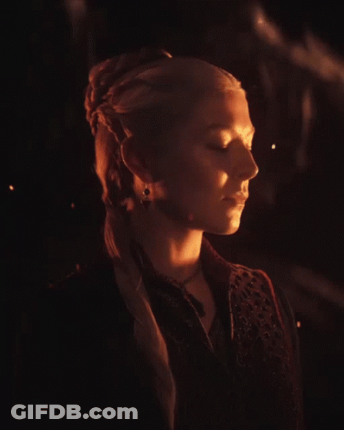 Meleys Mounter Rhaenys Targaryen Fierce Eyes GIF