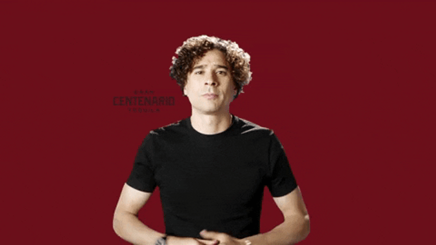 Memo Ochoa Clapping GIF