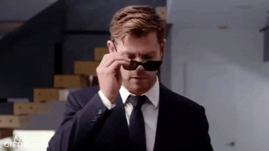 Men In Black Memory Eraser Handsome Chris GIF
