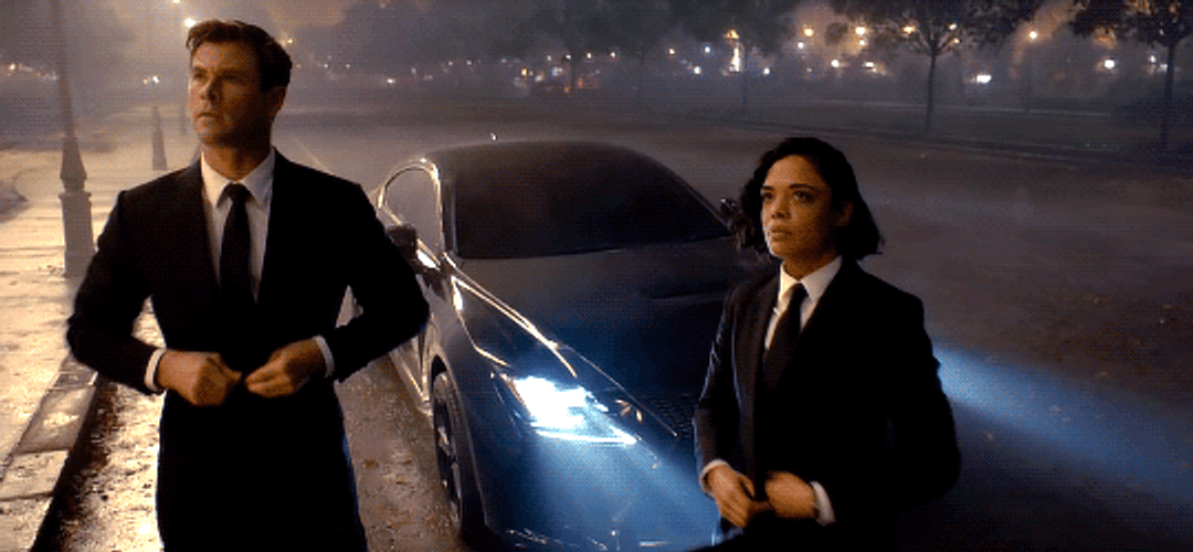 Men In Black Tessa And Chris GIF