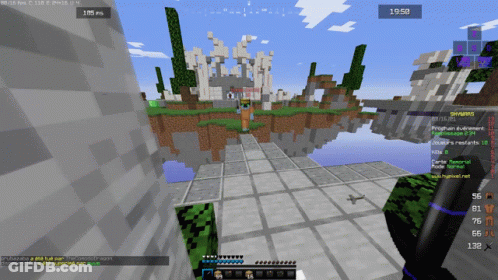 Minecraft Screenshot With Time 19:58 GIF