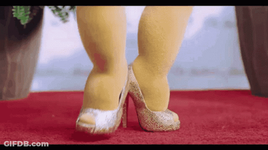 Miss Piggy Diva Dance Moves GIF