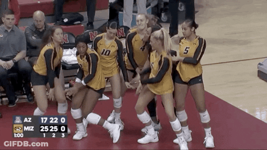 Mizzou Cheerleaders Dancing GIF