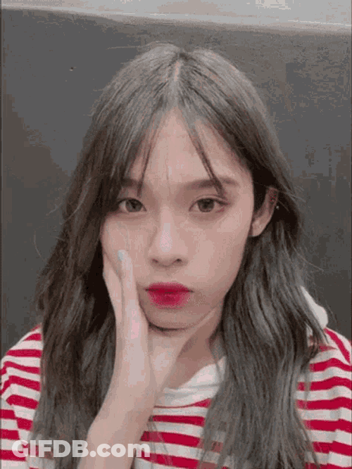 Mobilebnk48 Selfie GIF