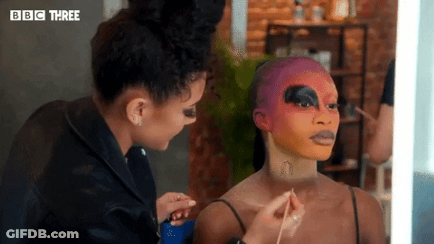 Mua Draws On Model Neck GIF