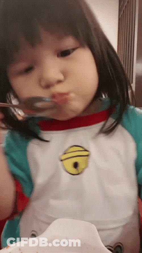 Muah GIF