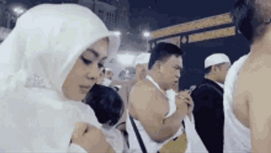 Muslim People Around Kaaba GIF
