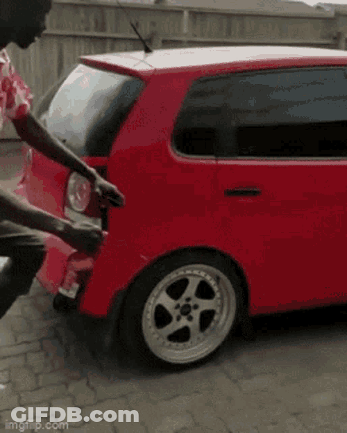 Mwamwalwa Kayemele GIF