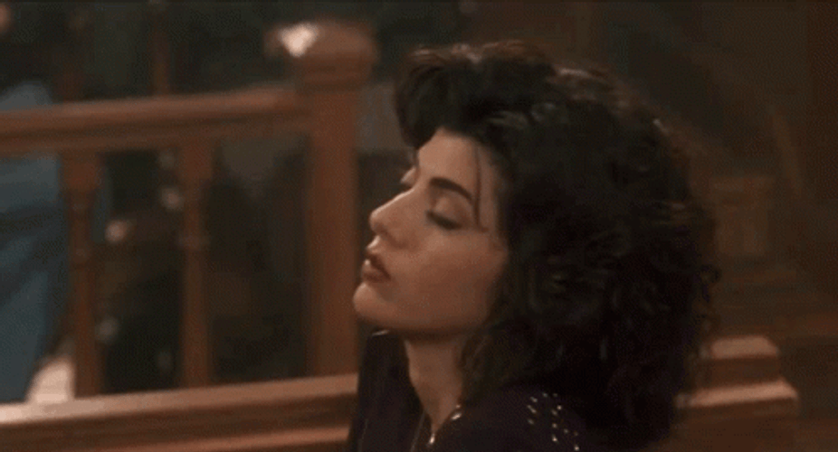 My Cousin Vinny Marisa Tomei Nodding Head GIF