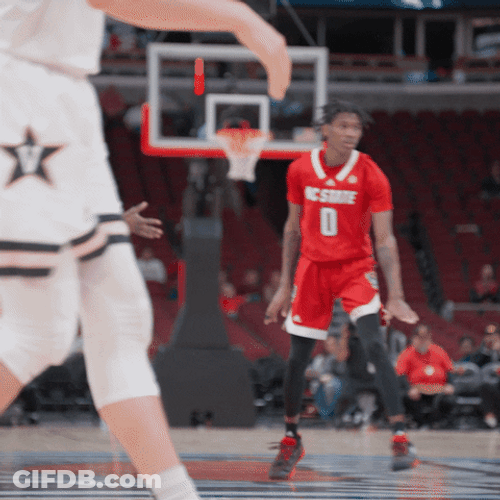 Nc State Wolfpack Guy In Middle Court GIF