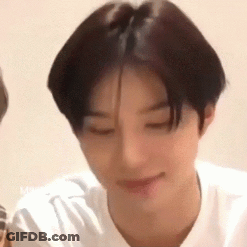 NCT Jungwoo Judging GIF