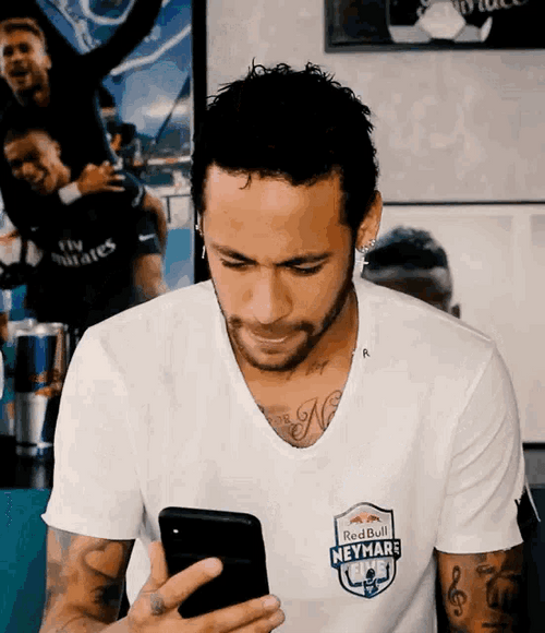 Neymar Jr. Paris Saint-Germain Phone Yikes GIF