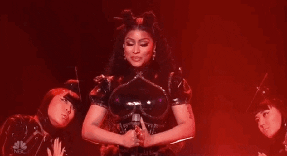 Nicki Minaj Anaconda In Japan Live GIF