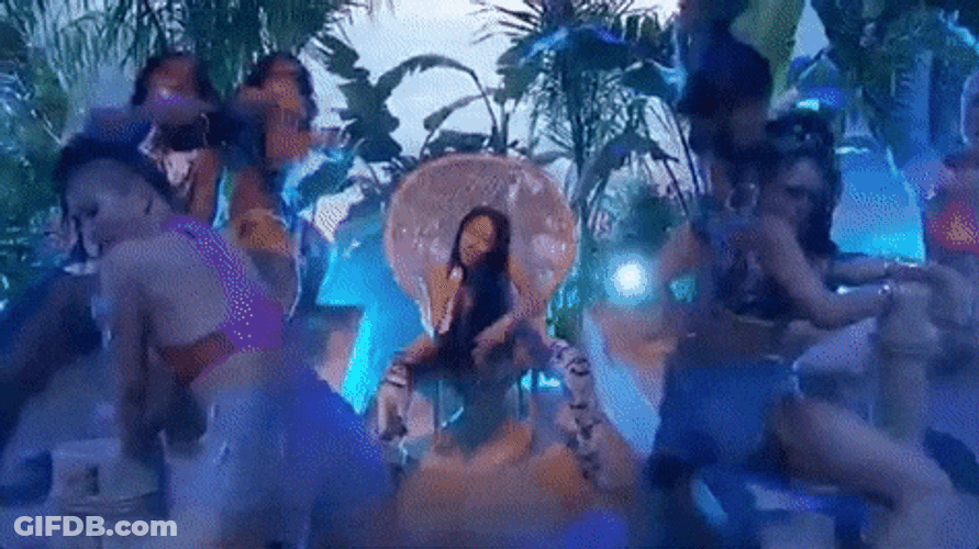 Nicki Minaj Anaconda Performance GIF