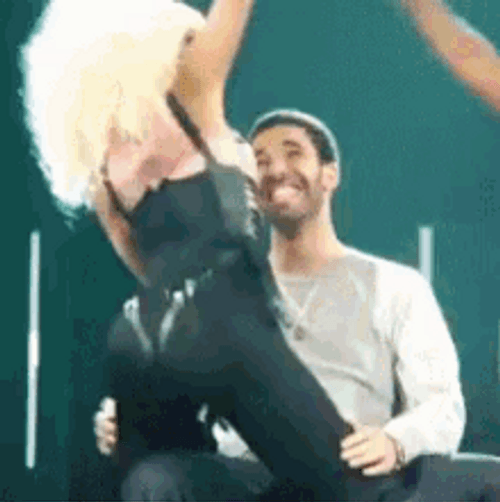 Nicki Minaj Lap Dance Drake Amused GIF