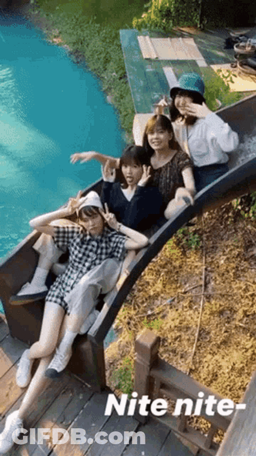Nite Nite Friends Looking Up Waving Bye GIF