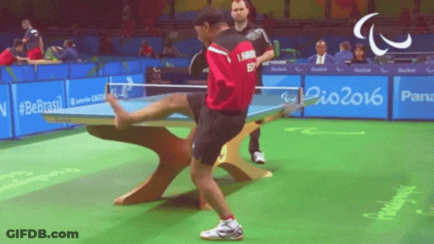 No Arms Player Skillful In Table Tennis GIF