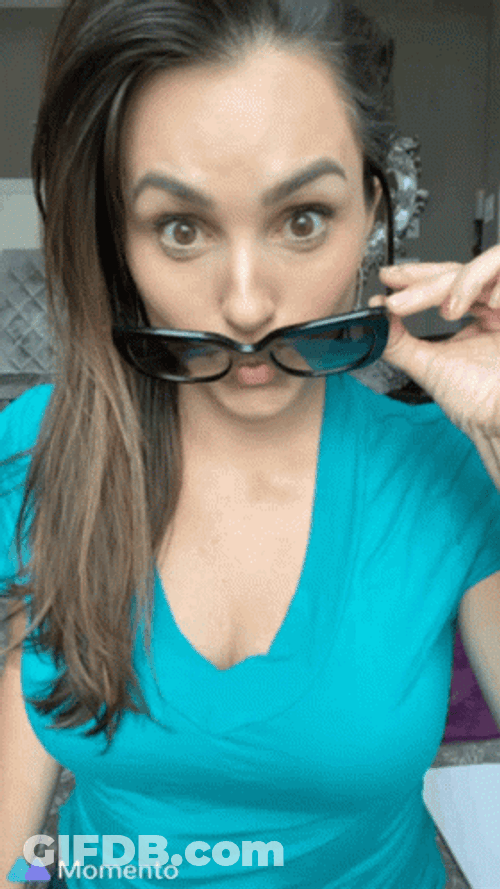 Oh You Are Looking Good GIF