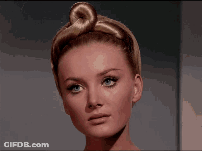 Oh You Are Trying To Seduce Me Star Trek Kalinda GIF