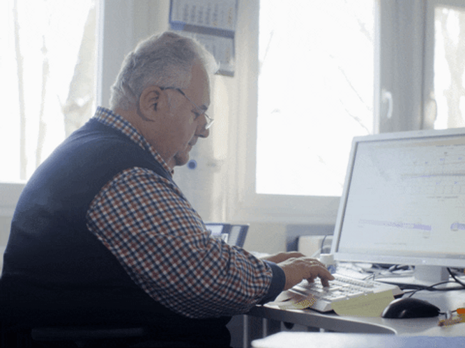 Old Man Signals Youre Simply The Best GIF