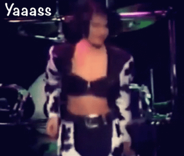Passionate Selena Quintanilla Performance Yaaas GIF