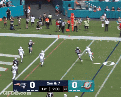 Patriots Vs Miami Dolphins Football Game GIF